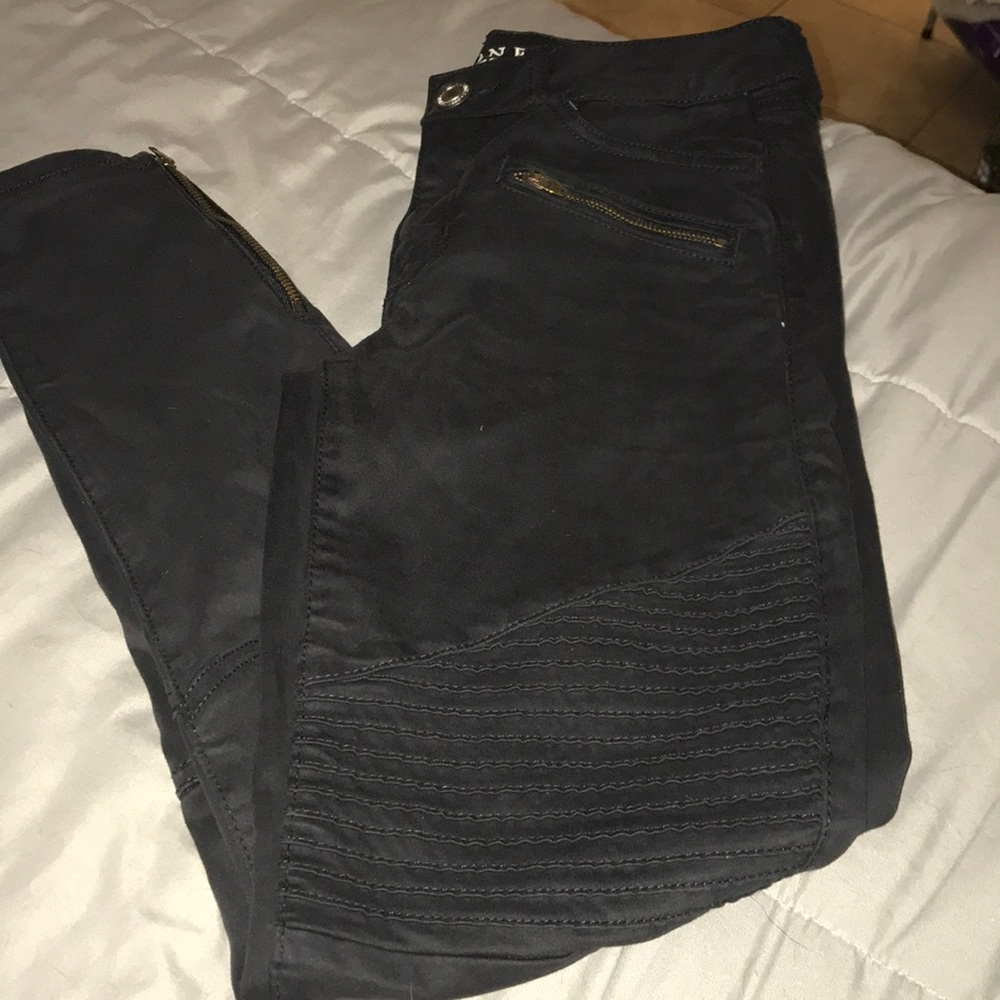 Black Motto Jeans